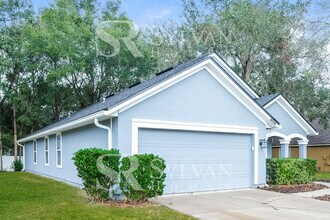 86169 Evergreen Pl in Yulee, FL - Building Photo - Building Photo