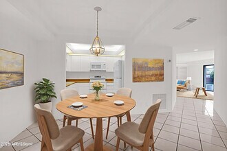 5035 N 10th Pl-Unit -108 in Phoenix, AZ - Building Photo - Building Photo