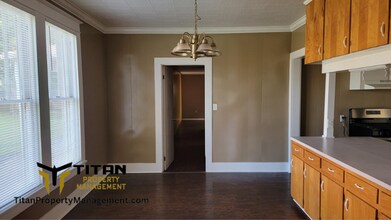316 W Conway St in Benton, AR - Building Photo - Building Photo