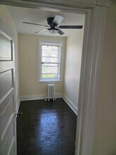 323 N Redfield St in Philadelphia, PA - Building Photo - Building Photo