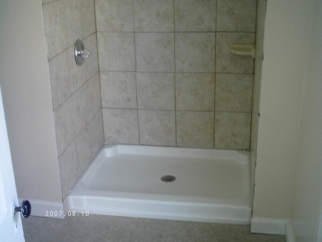 126 W Washington Ave in Marion, OH - Building Photo - Building Photo