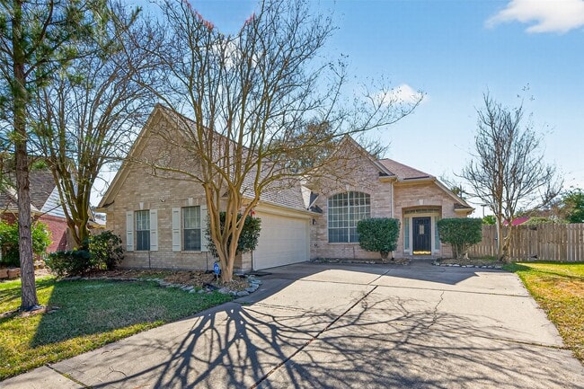 15619 Winding Valley Dr in Houston, TX - Building Photo - Building Photo