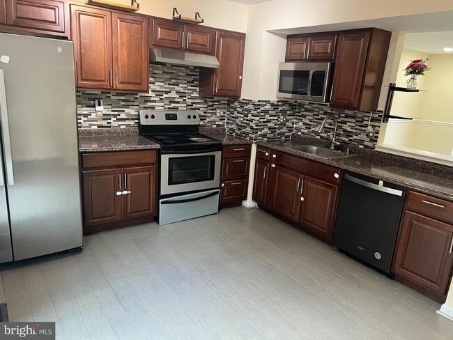 15224 Wentwood Ln in Woodbridge, VA - Building Photo - Building Photo