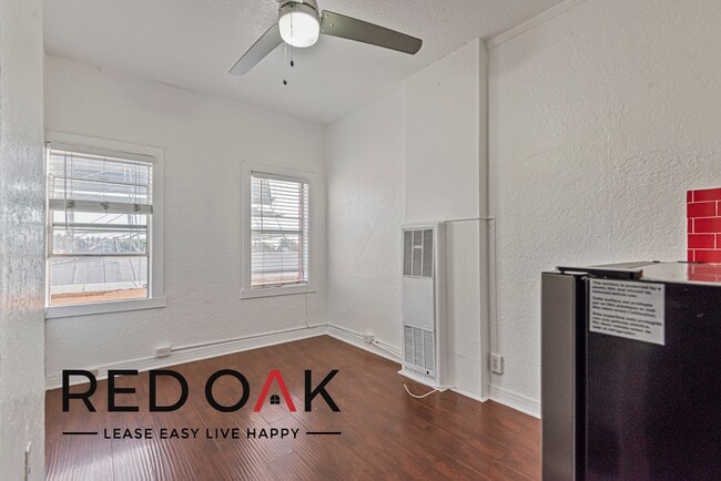 property at 615 S Glendale Ave