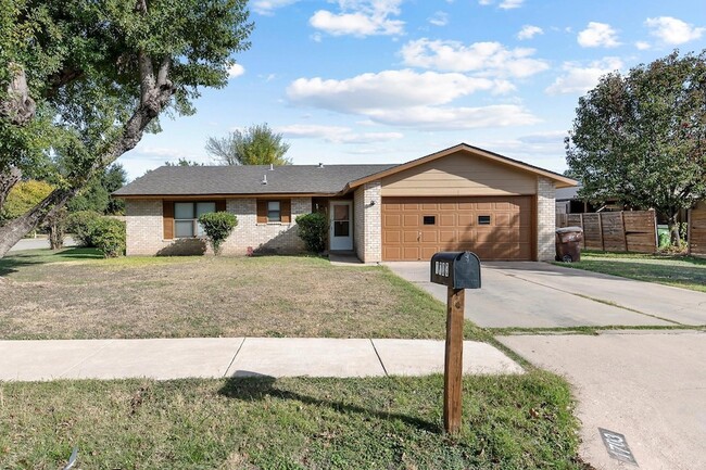 property at 1703 W Mesa Park Dr