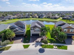 10035 Ivory Dr in Ruskin, FL - Foto de edificio - Building Photo