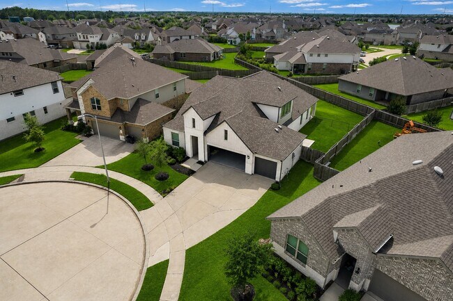 property at 16035 Kildeer Pt Dr