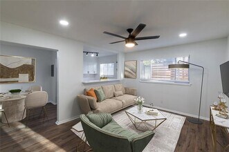 5921 Gaston Ave in Dallas, TX - Building Photo - Building Photo