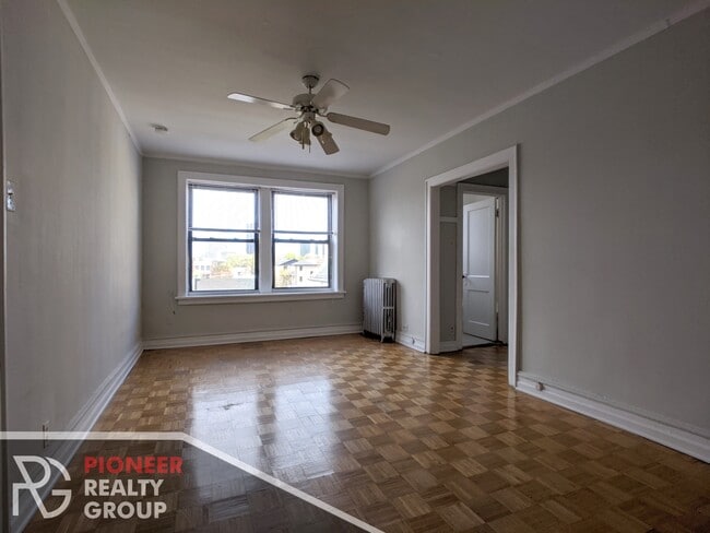 711 W Belmont Ave, Unit #711-502