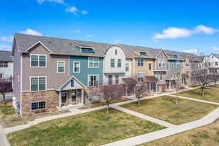 Glenstone Trail Condominiums in Grimes, IA - Building Photo