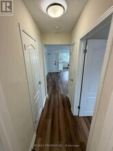 10 Crosthwaite Ave S in Hamilton, ON - Building Photo - Building Photo