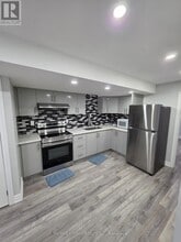 6 Haverstock Cres in Brampton, ON - Building Photo - Building Photo