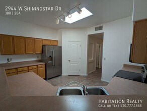 2944 W Shiningstar Dr in Tucson, AZ - Building Photo - Building Photo