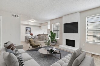 North Star in Dallas, TX - Building Photo - Building Photo