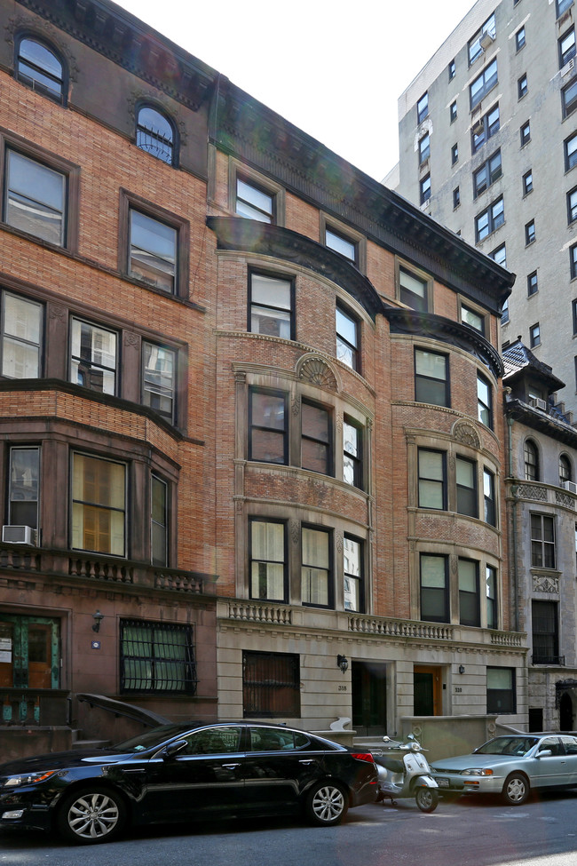318 W 78th St in New York, NY - Building Photo - Building Photo