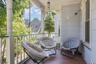 121 Midland Ave in Montclair, NJ - Building Photo - Building Photo