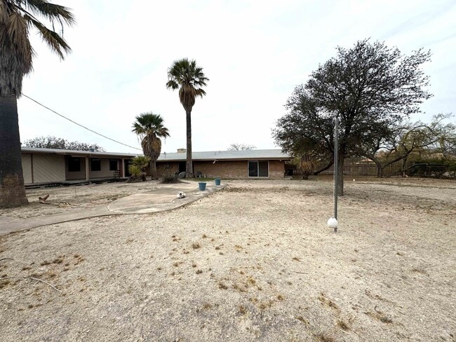 777 Clouse Dr in Del Rio, TX - Building Photo - Building Photo