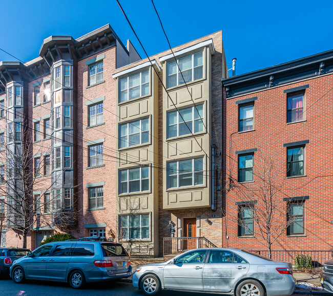 78 Monroe in Hoboken, NJ - Foto de edificio - Building Photo
