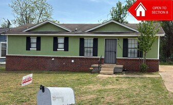 2901 Lake Park Rd in Memphis, TN - Building Photo