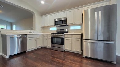 374 Sampson in Kyle, TX - Building Photo - Building Photo
