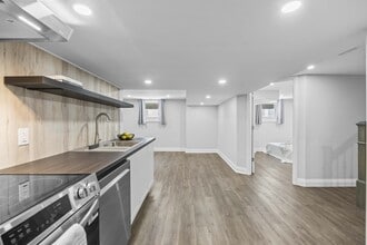 37 Donn Ave in Hamilton, ON - Building Photo - Building Photo