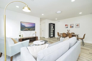 1364 Sylvia Dr in San Jose, CA - Building Photo