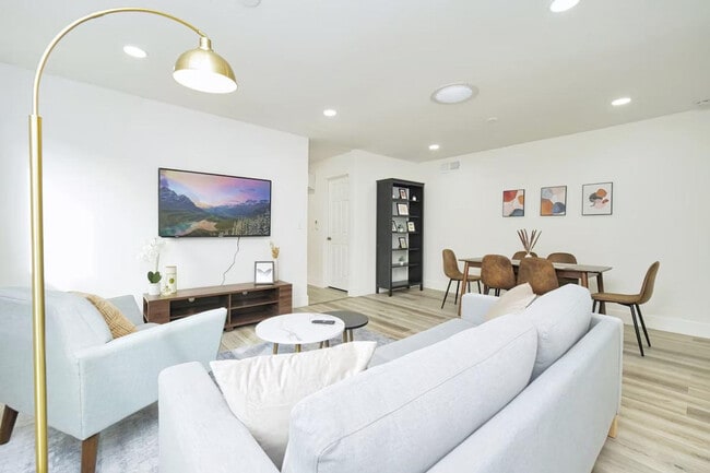 property at 1364 Sylvia Dr