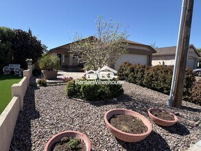 2023 E Paradise Ln in Phoenix, AZ - Building Photo - Building Photo