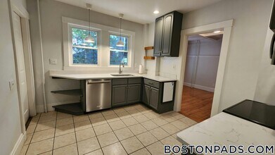 15 Mt Vernon St in Arlington, MA - Building Photo - Building Photo