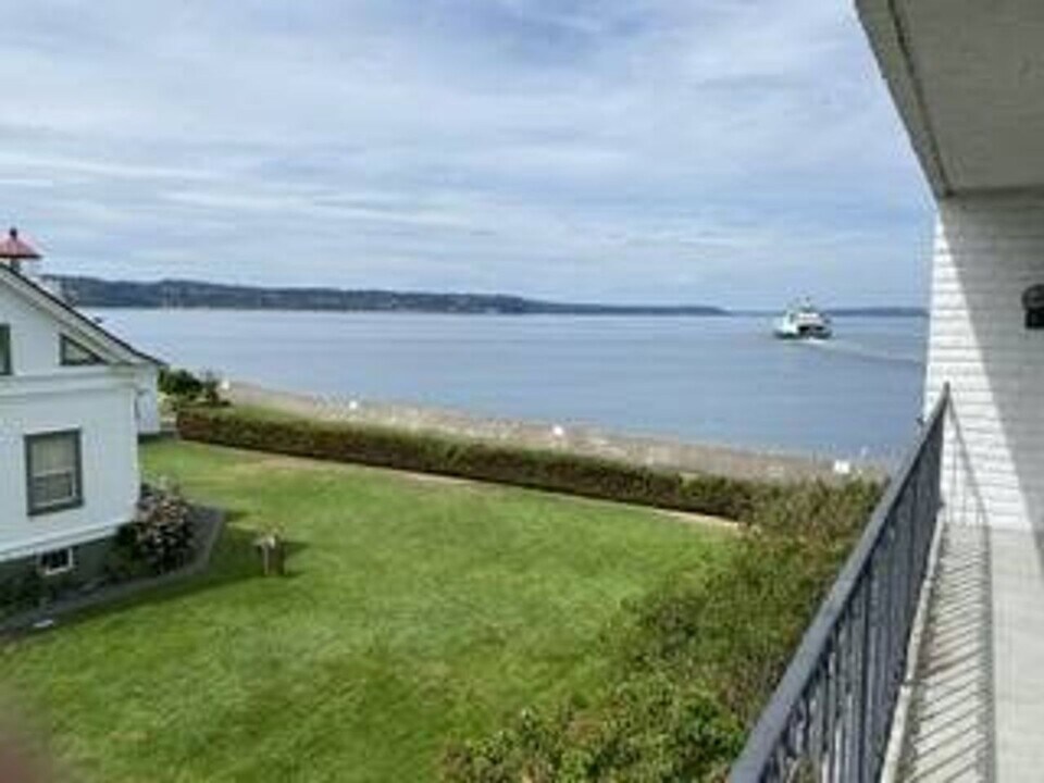 610 Front St in Mukilteo, WA - Building Photo