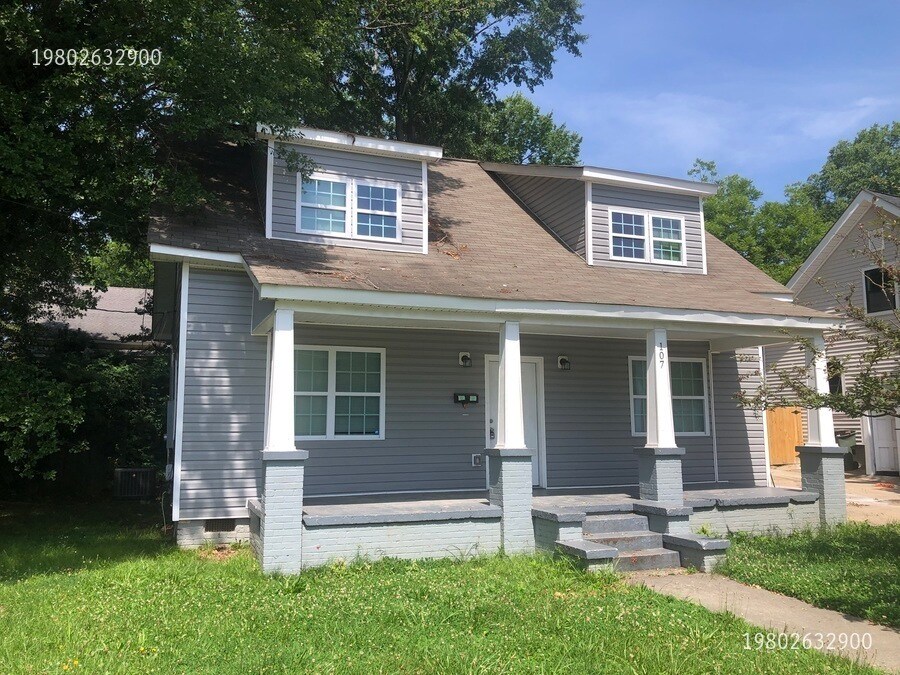 107 S Ransom St in Gastonia, NC - Building Photo