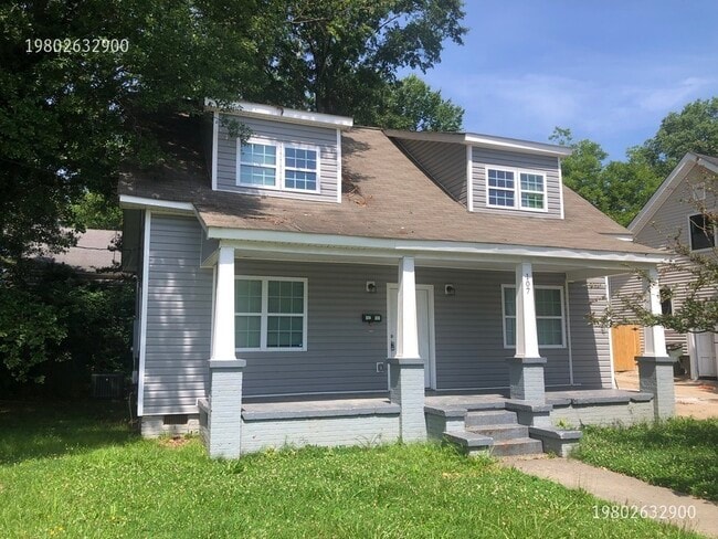 property at 107 S Ransom St