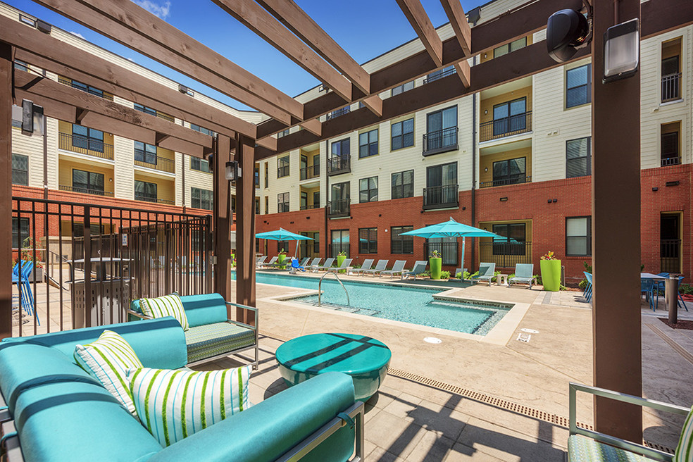 Walnut Trace Apartments | Raleigh, NC Apartments For Rent