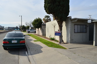 Casa Diana Apartments in Fresno, CA - Building Photo - Other