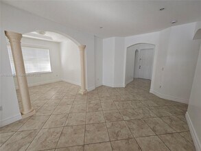 5450 SW 165th Ct in Miami, FL - Building Photo - Building Photo