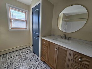 901 Swift Ave, Unit Lower in Sheboygan, WI - Building Photo - Building Photo