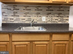 615 Broadway in Westville, NJ - Building Photo - Building Photo