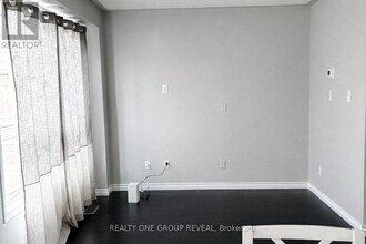 47 Cornish Dr in Clarington, ON - Building Photo - Building Photo