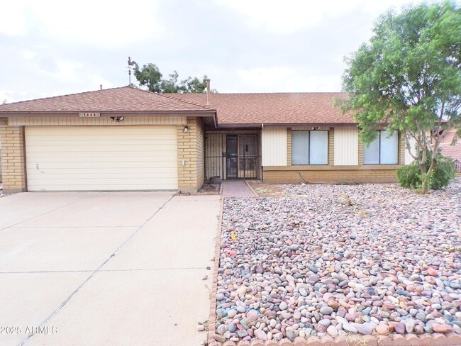 property at 3448 E Bluebird Dr
