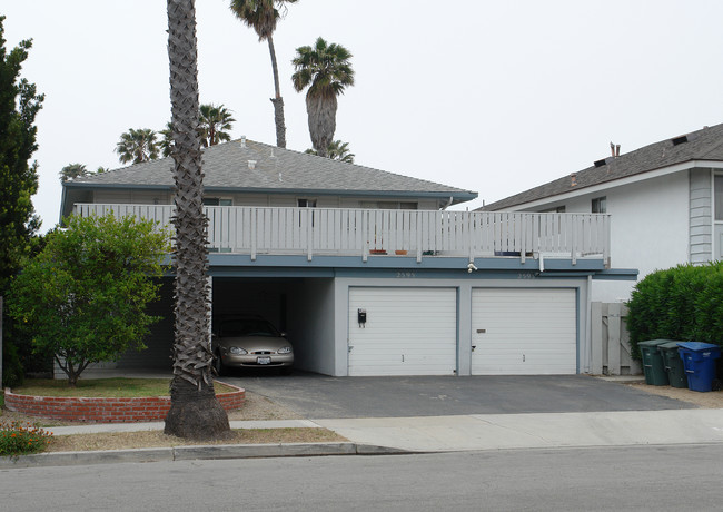 2593-2595 Bayshore Ave in Ventura, CA - Building Photo - Building Photo