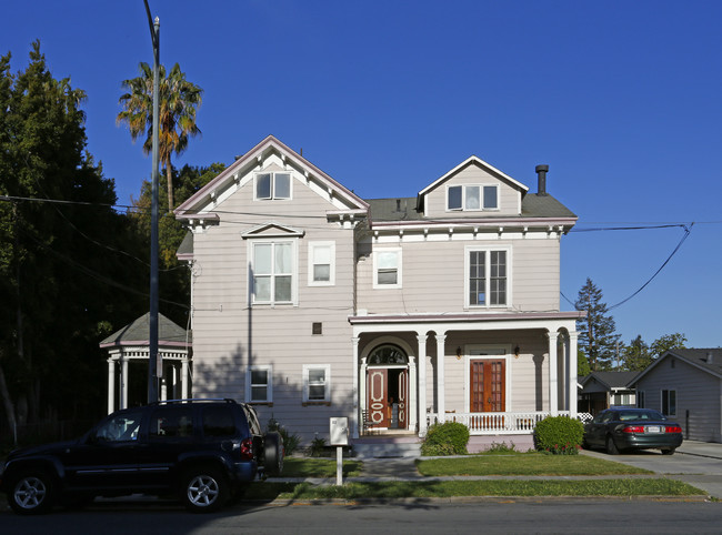 145 Sunol St in San Jose, CA - Building Photo - Building Photo