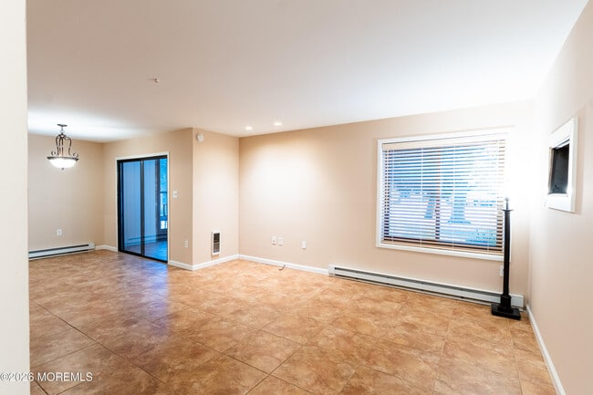 69 Overlook Way in Englishtown, NJ - Building Photo - Building Photo