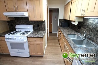 3429 Braeburn St in Sacramento, CA - Building Photo - Building Photo