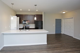 Encore in Fargo, ND - Building Photo - Interior Photo