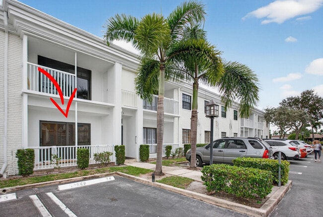 130 Cypress Club Dr in Pompano Beach, FL - Building Photo - Building Photo