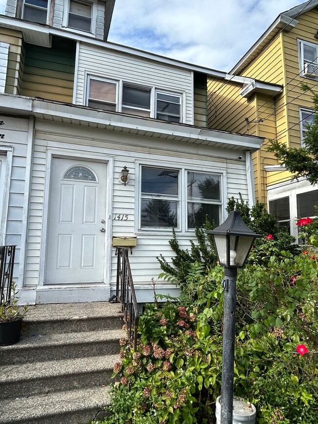 1415 S Broad St in Trenton, NJ - Building Photo - Building Photo