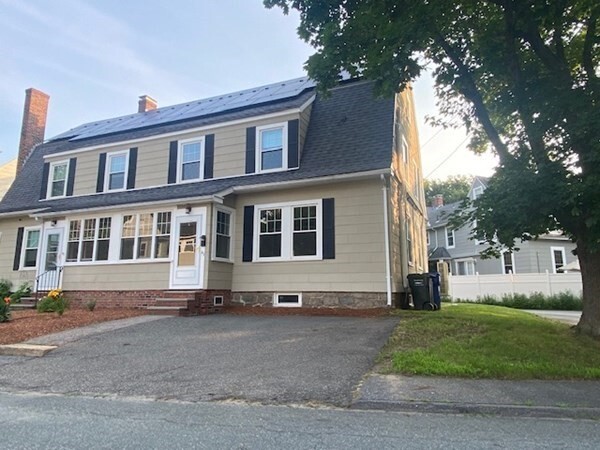 43 Bancroft Park in Hopedale, MA - Foto de edificio