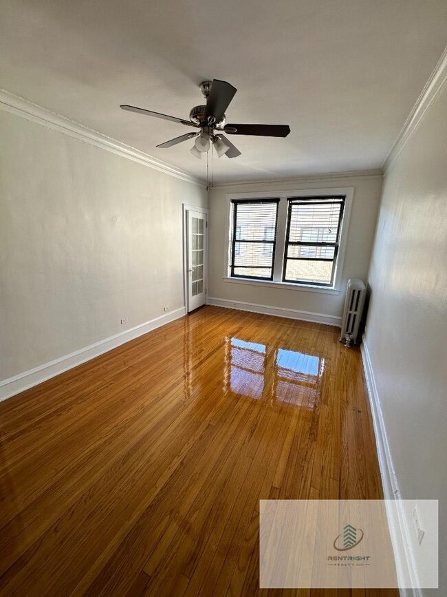 property at 4055 N Elston Ave