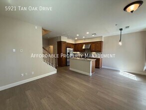 5921 Tan Oak Dr in Fremont, CA - Building Photo - Building Photo