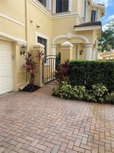 1624 Passion Vine Cir in Weston, FL - Building Photo - Building Photo